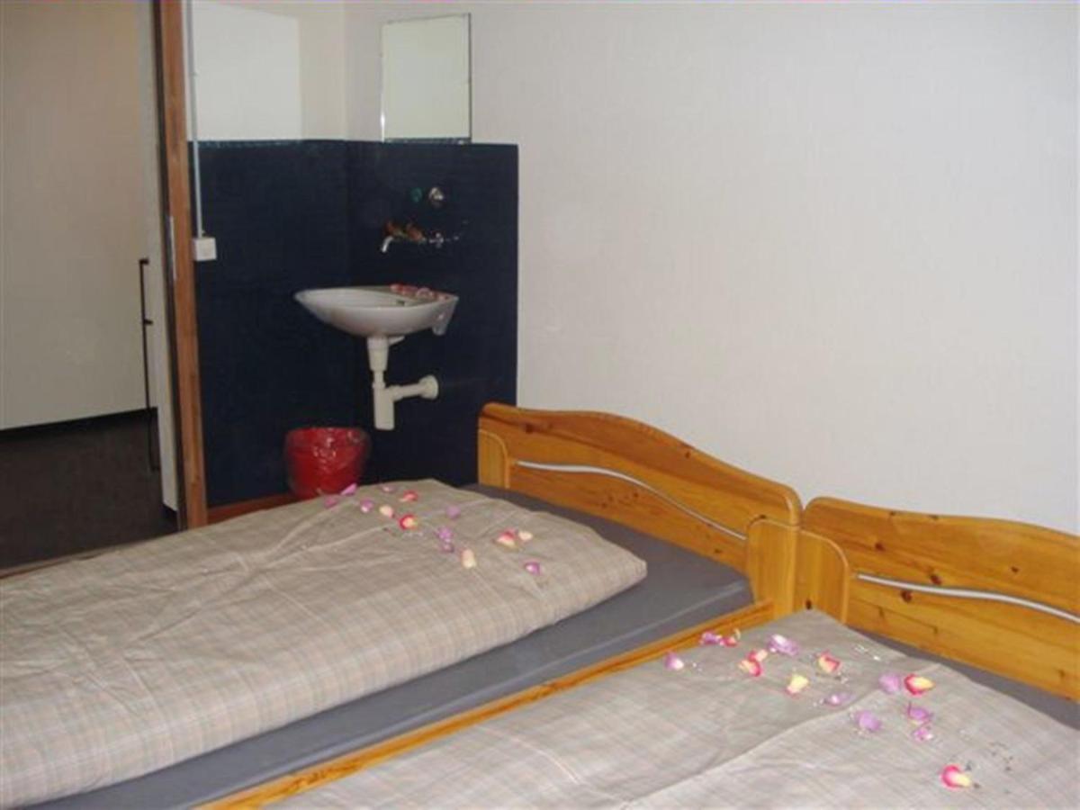 Hostel Lion Lodge Luzern Esterno foto